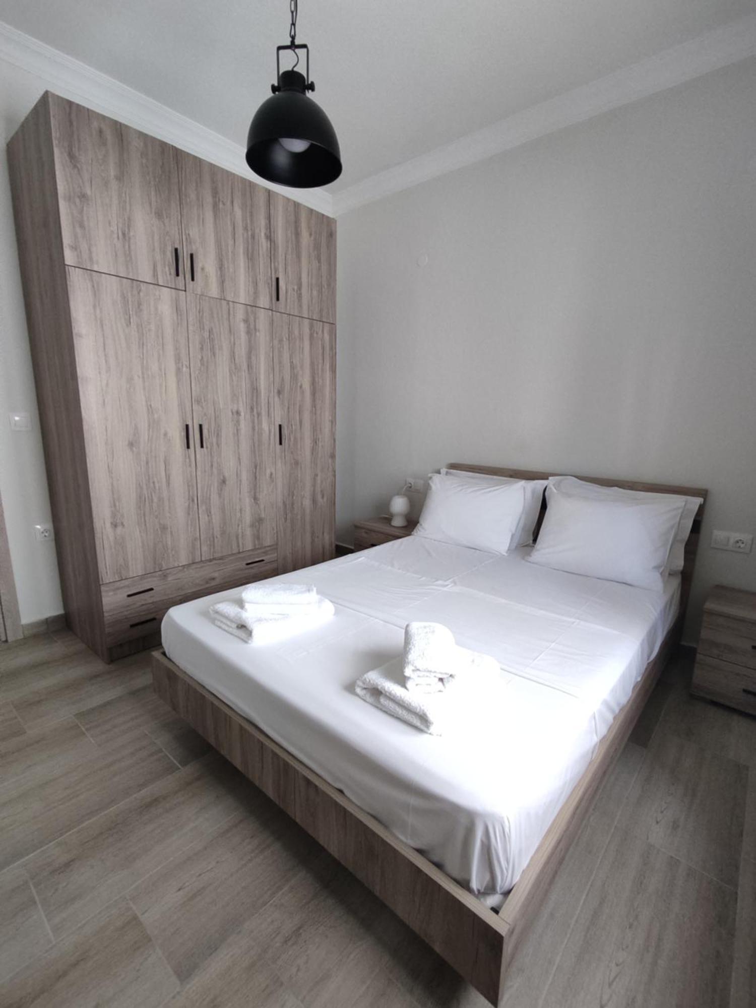 Antigoni'S Apartments 卡泰里尼 外观 照片